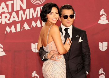 Ángela Aguilar y Christian Nodal pedirían casi 90 millones de pesos por la exclusiva de su boda