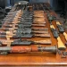 Confiscan lanzacohetes y rifles que una mujer iba a ingresar presuntamente de contrabando por Nogales
