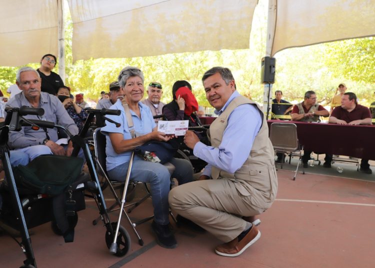 Con la tarjeta del Banco del Bienestar, beneficiarios pueden pagar en cualquier establecimiento como con cualquier tarjeta de débito