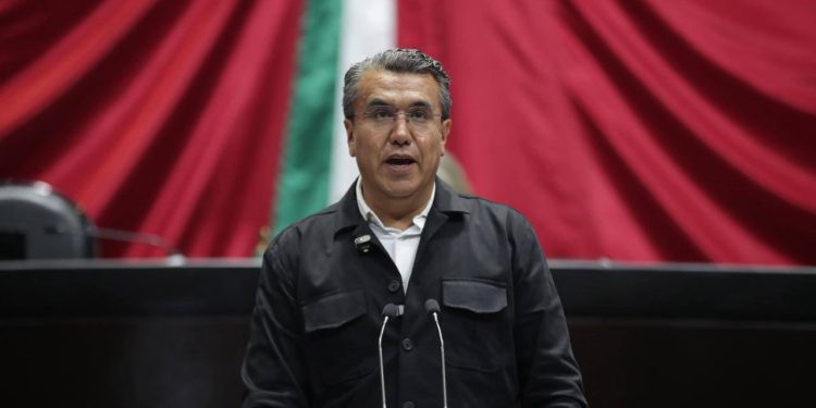 Ramón Flores propone dar un giro constitucional: reconocer derechos a la naturaleza en México