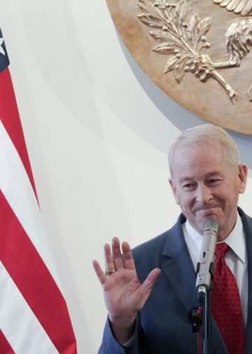 Embajador Johnson advierte: Sin transparencia, proyectos como Mexinol no pueden prosperar