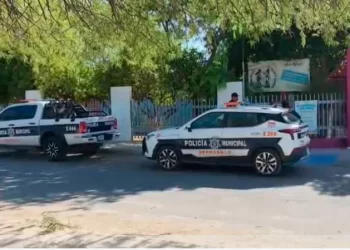 Suspenden clases en escuela secundaria tras amenaza de un ataque