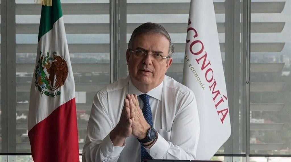 Abre Anticorrupción indagatoria contra Ebrard por hijo en Inglaterra