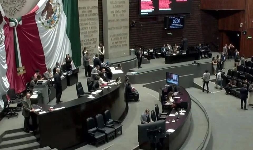 Declaran diputados constitucional Plan B electoral
