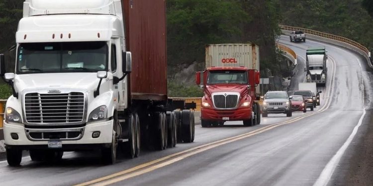 Ante robos, despliega GN a 20 mil elementos en carreteras