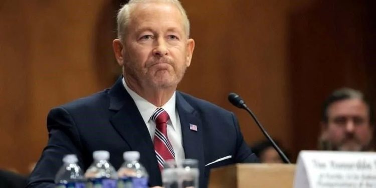 Advierte Johnson que EU irá contra lavadores de cárteles