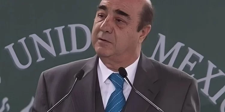 Ex procurador Murillo Karam, hospitalizado en CDMX por derrame cerebral