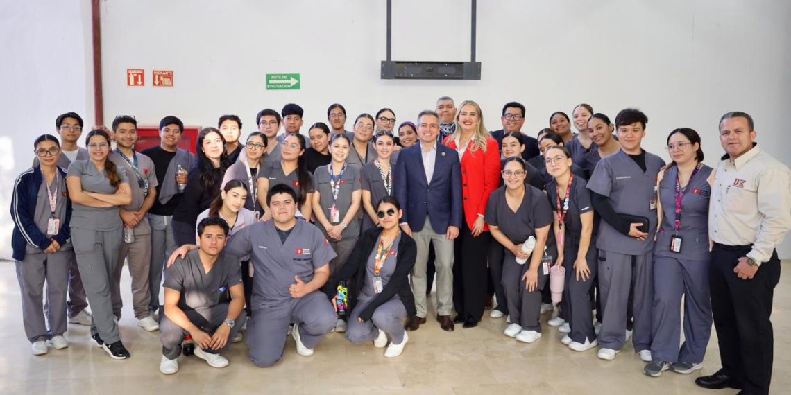 Apuesta Omar Del Valle Colosio por el cine como herramienta de conciencia social en Hermosillo•⁠ ⁠Presentan documental que inspira resiliencia y reflexión social