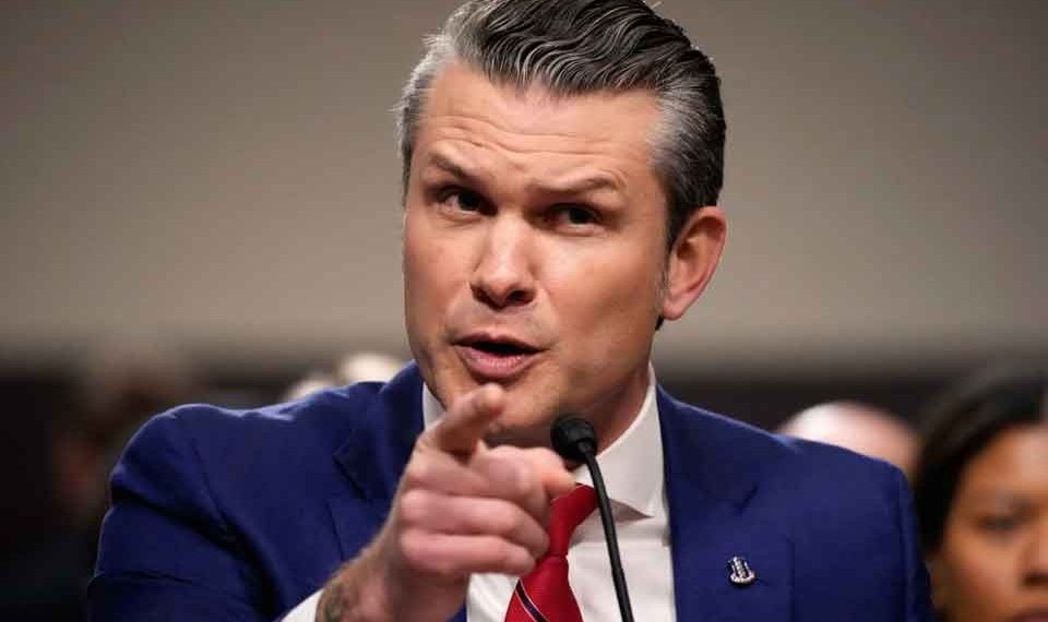 Debe México hacer más en frontera y rápido: Hegseth