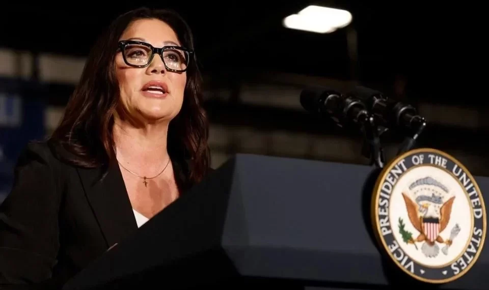 Renuncia Secretaria del Trabajo de Trump