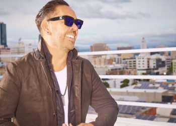 Jorge D’Alessio sigue consejo que le dio a Anahí hace 16 años