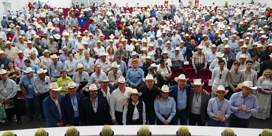 Gobierno de Sonora acompaña al sector ganadero en la octogésima sexta Asamblea de la Unión Regional Ganadera