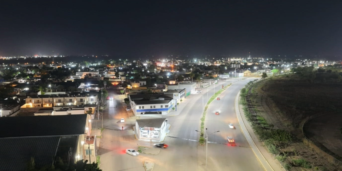 Navojoa mejora su iluminación, instalan más de 3 mil 500 lámparas