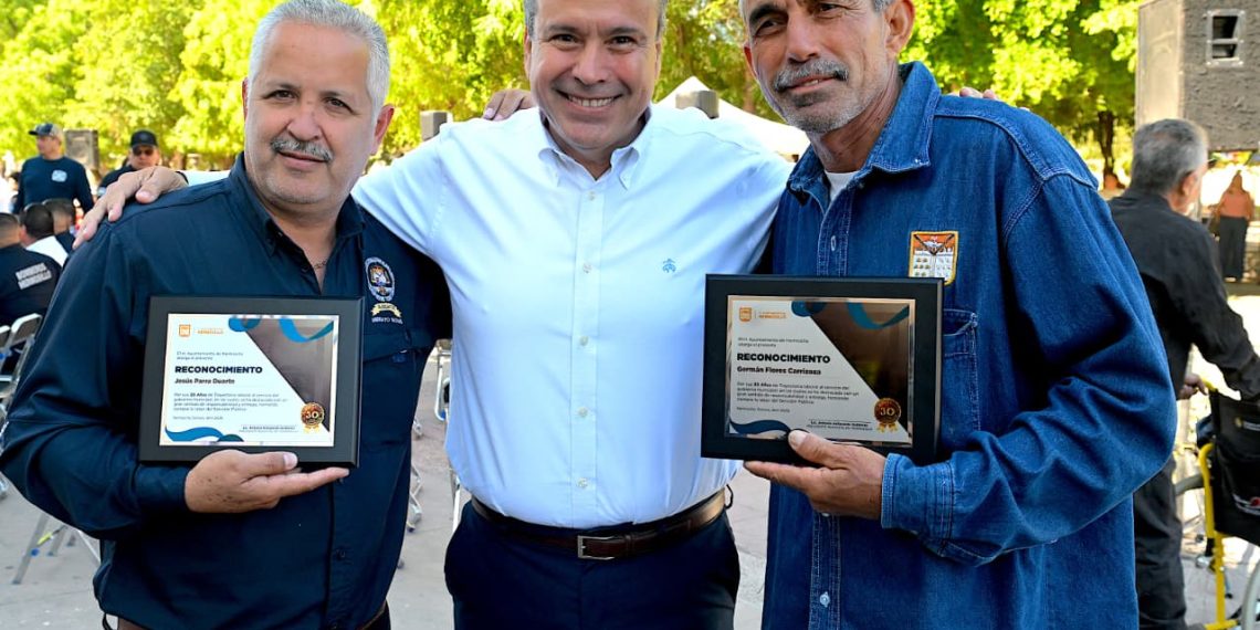 Reconoce Ayuntamiento de Hermosillo trayectoria y compromiso de 140 servidoras y servidores públicos municipales