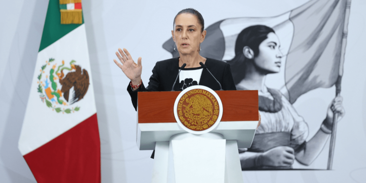 Propaganda, las acusaciones contra consulados mexicanos en EU: Sheinbaum