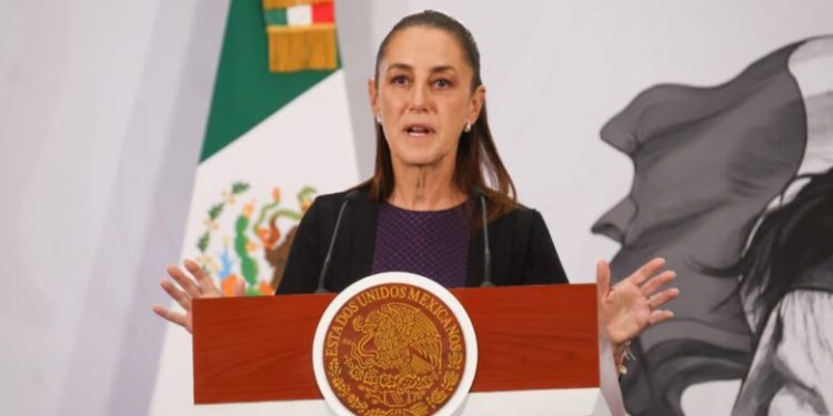 Sheinbaum plantea no modificar calendario escolar