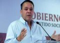 Exsecretario de finanzas de Sinaloa se entrega en EU