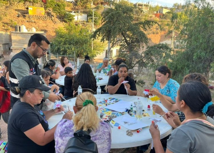 Grupos de Mujeres colaboran con la SSPC en la construcción de paz