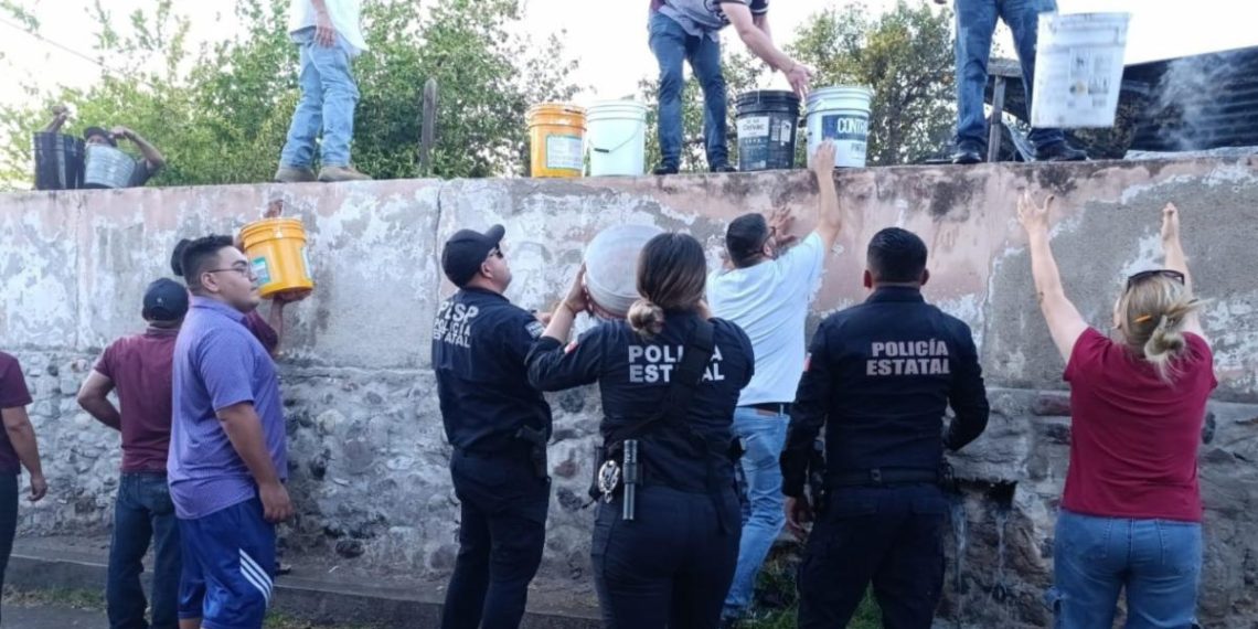 Atiende Policía Estatal y corporaciones de emergencia incendio en Moctezuma