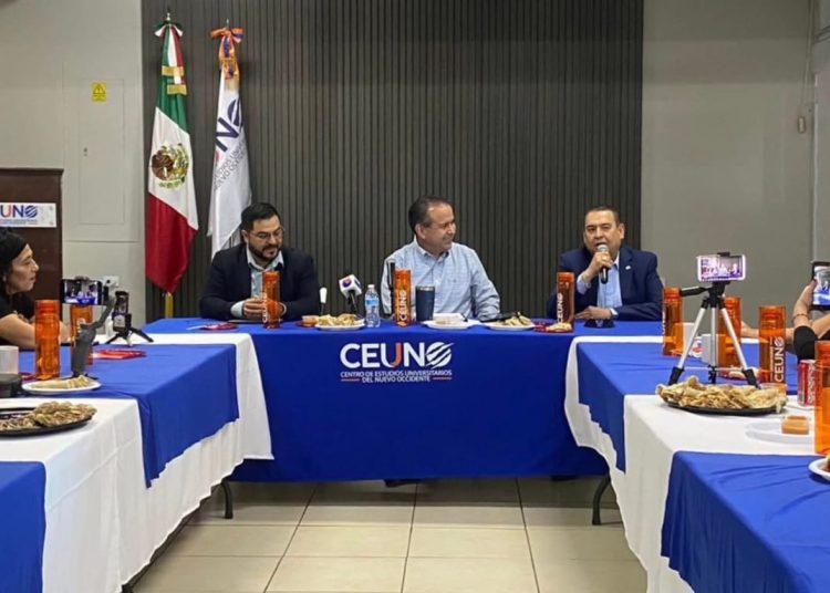 Estudiantes de CEUNO Tu Universidad analizan el futuro de las energías renovables ante el cambio climático