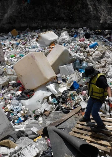 México produce 139 mil toneladas diarias de basura; sólo son tratados el 5% de los residuos