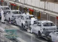 Abre Trump puerta a plantas de autos chinos en EU