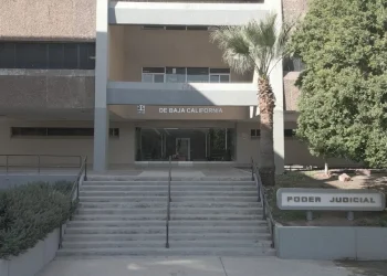 Emplaza Poder Judicial a periodistas que develaron antecedentes penales de jueza en BC