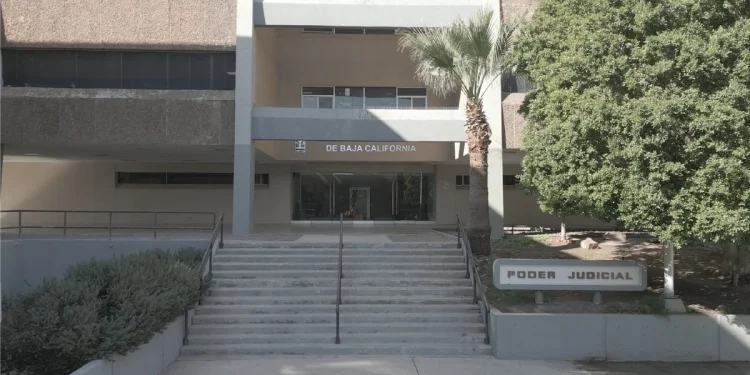 Emplaza Poder Judicial a periodistas que develaron antecedentes penales de jueza en BC