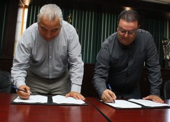 Con firma de convenio Impulsan AIMMGM y UTH talento e innovación en el sector minero
