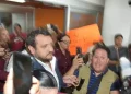 Entre abucheos y protestas reciben a Ariadna Montiel y a “Andy” López Beltrán en Chihuahua