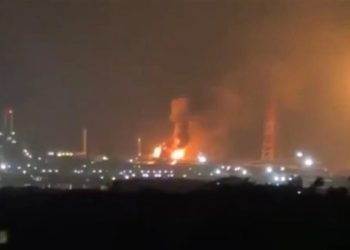 Incendio en refinería de Pemex en Salina Cruz deja seis lesionados