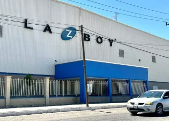 Cierre de Laz Boy en San Luis por desaceleración económica en EE. UU. afecta a 400 familias