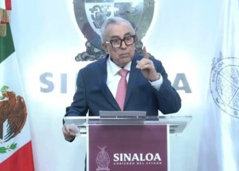 Rubén Rocha Moya solicita licencia