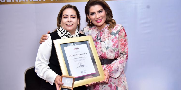 Destaca Lorenia Valles compromiso de la Cuarta Transformación con maestras y maestros