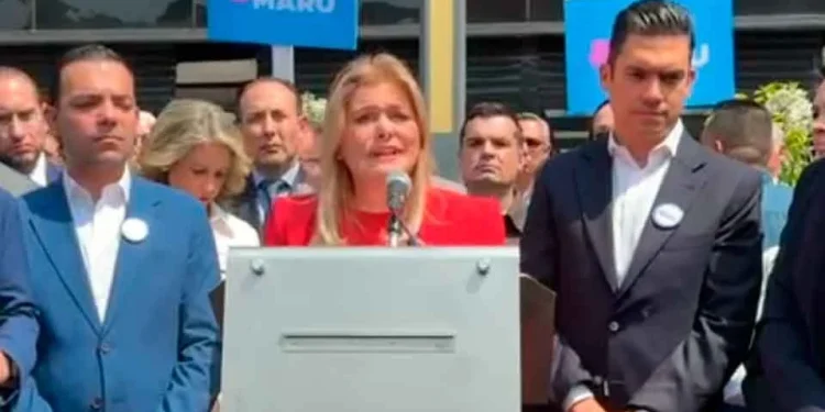 Buscan fabricarme un caso, dice Campos al acudir a FGR