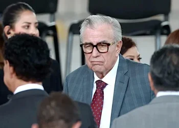 Congreso de Sinaloa aprueba licencia a Rubén Rocha
