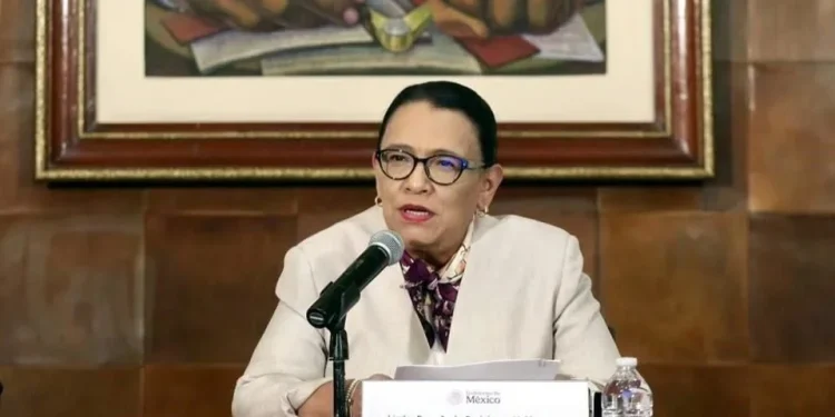 ‘¿Yo por qué?’, dice Rosa Icela sobre paradero de Rocha