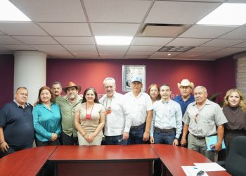 Gobierno de Sonora fortalece coordinación con Conapesca y pescadores para atender demandas del sector
