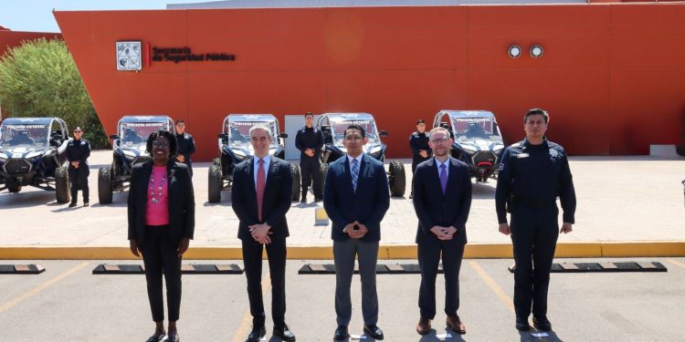 Sonora fortalece seguridad fronteriza con la entrega de 34 patrullas por parte de INL