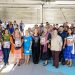 Entrega Ayuntamiento de Guaymas kits de bordado a mujeres de Vícam