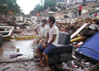Hoy sale avión con ayuda humanitaria para Venezuela: Sheinbaum
