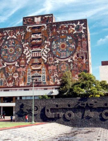 UNAM promueve transparencia y protección de datos personales