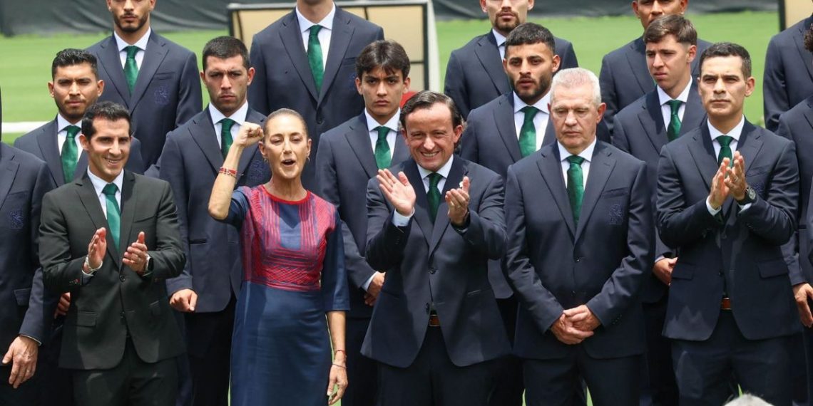 Sheinbaum abandera a la Selección Mexicana para el Mundial 2026
