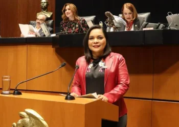 Beatriz Mojica pide licencia al Senado, va por candidatura en Guerrero