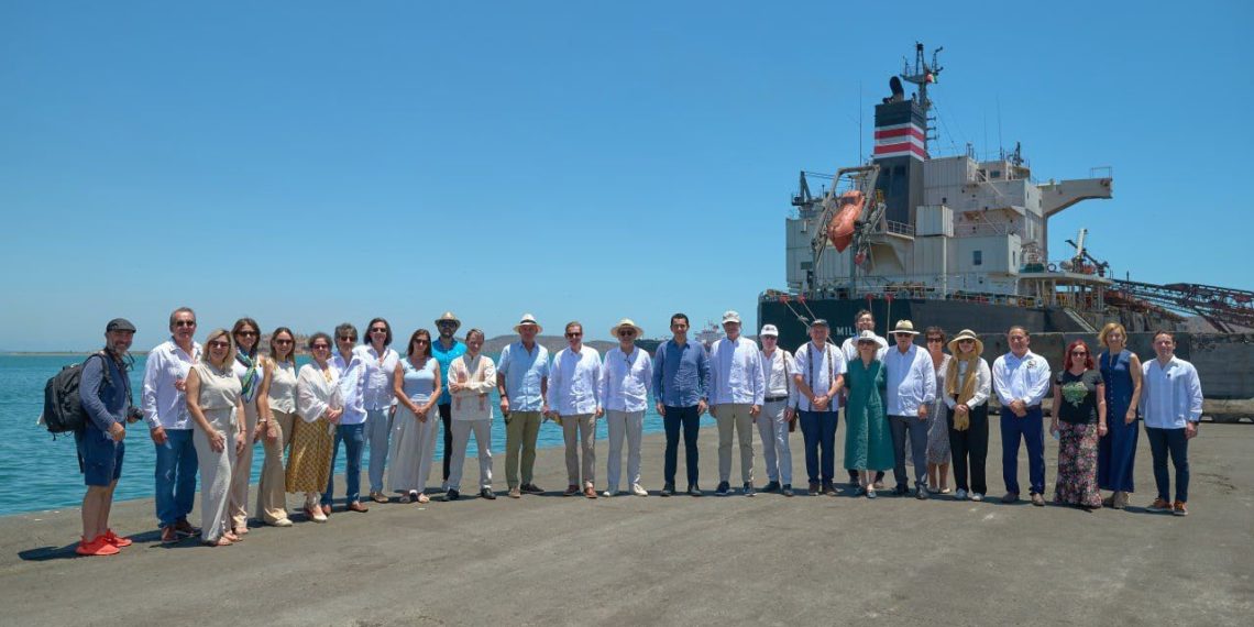 Gobernador Durazo refuerza alianza estratégica con Unión Europea; embajadores visitan Puerto de Guaymas