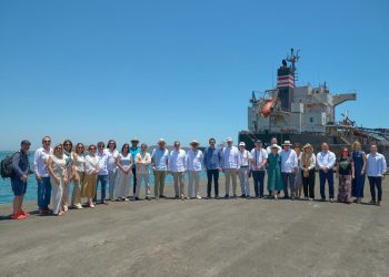 Gobernador Durazo refuerza alianza estratégica con Unión Europea; embajadores visitan Puerto de Guaymas