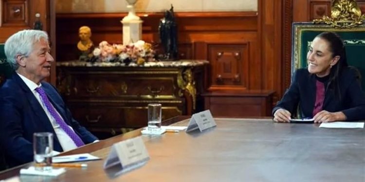 Dialoga Claudia Sheinbaum  con jefe de JPMorgan sobre agenda comercial