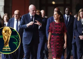 El Mundial llega al Palacio Nacional; Sheinbaum recibe al presidente de la FIFA