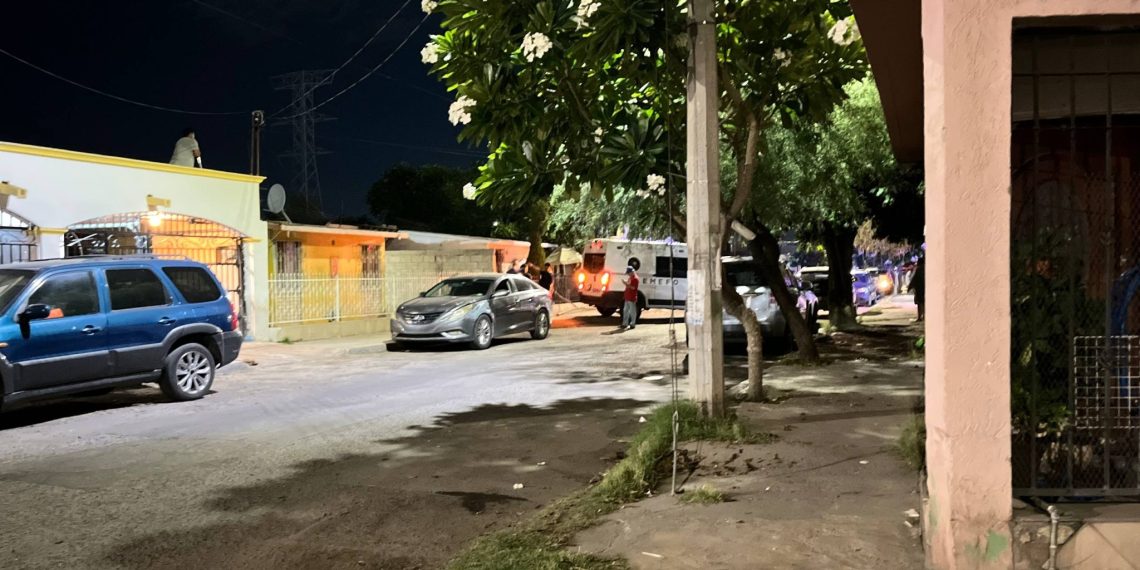 Asesinan a balazos a hombre en su casa en la colonia Fovissste