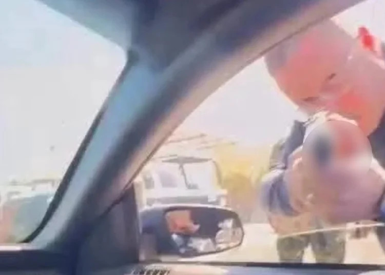 Separan del cargo a jefe de Tránsito de Guaymas, Sonora, tras apuntar con su arma a un automovilista